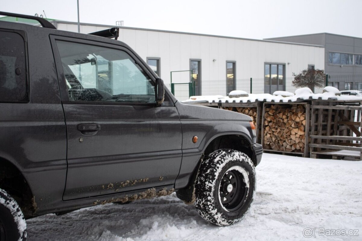 Mitshubishi Pajero 2.5 TD, 73kW - 10