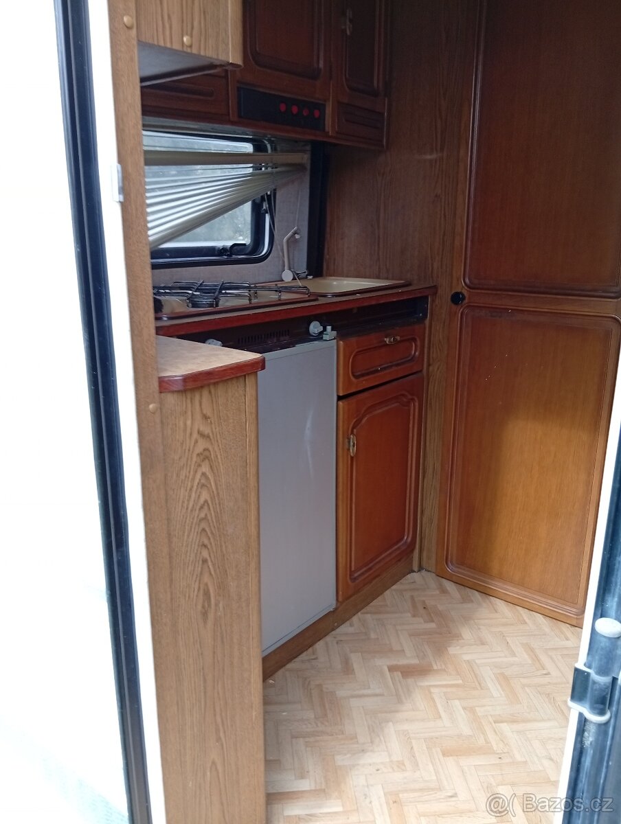 Karavan Burstner FUN 390 - 10