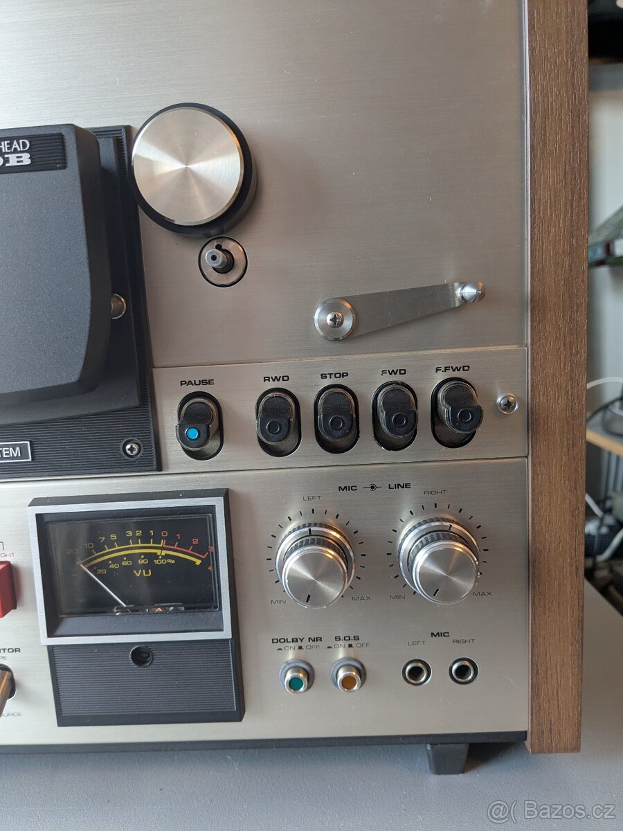 Akai GX - 10
