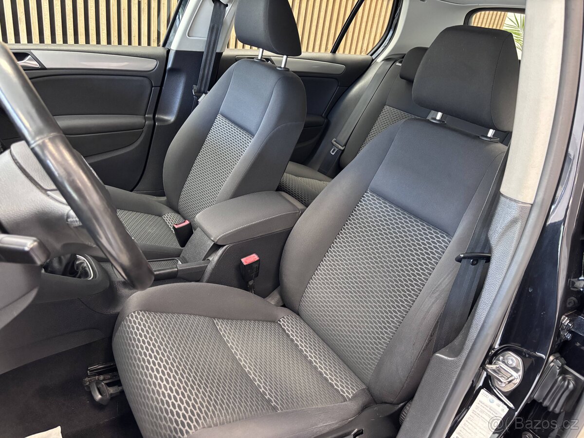 Volkswagen Golf 1.2TSI TREND - 10
