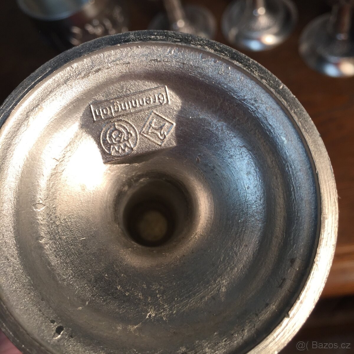 cínové číše zbobené poháry masivní 2 kg cínu TOP stav - 10