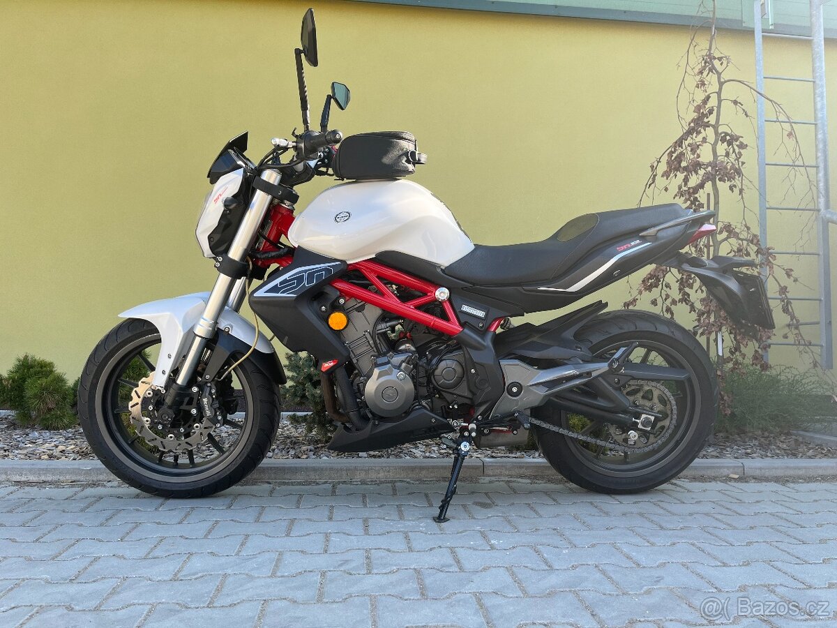 Benelli BN 302 - 10