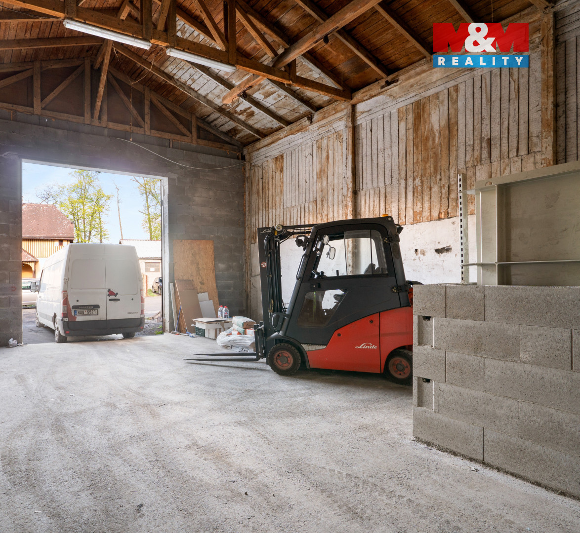 Pronájem obchodního objektu v Jílovém, ul. Teplická - 10