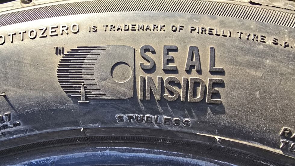 Zimní pneu 215/55/17 Pirelli - 10