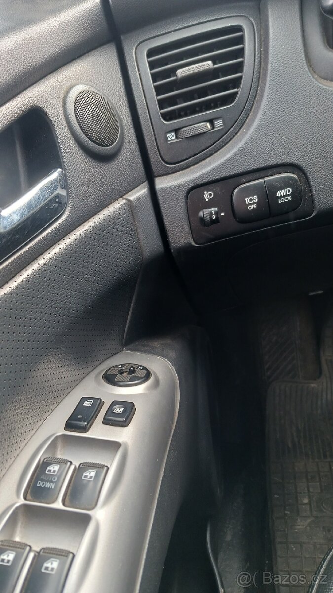 Kia Sportage 2.0 crdi 4x4 - 10