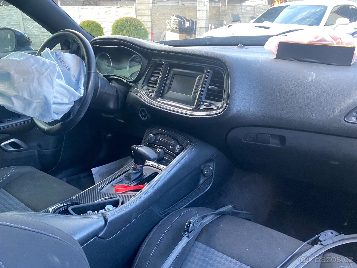 Dodge Challenger 5.7 HEMI 2017 - 10