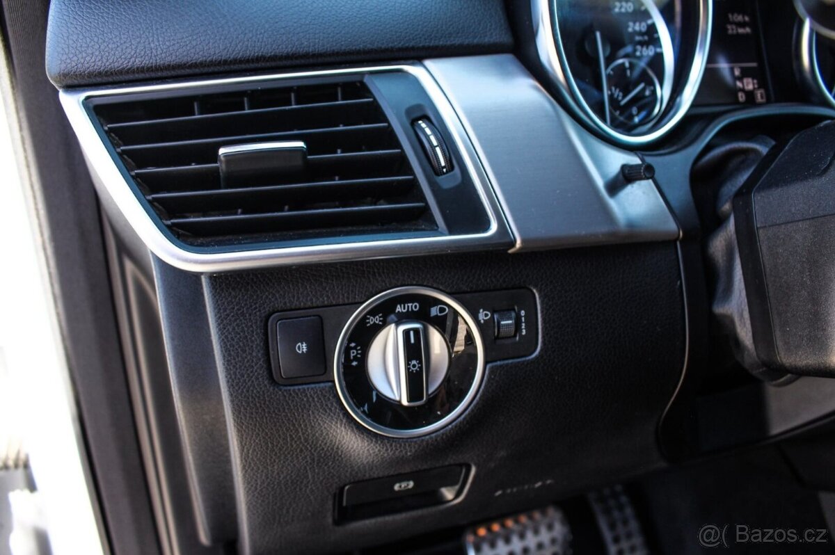 Mercedes-Benz ML - 10