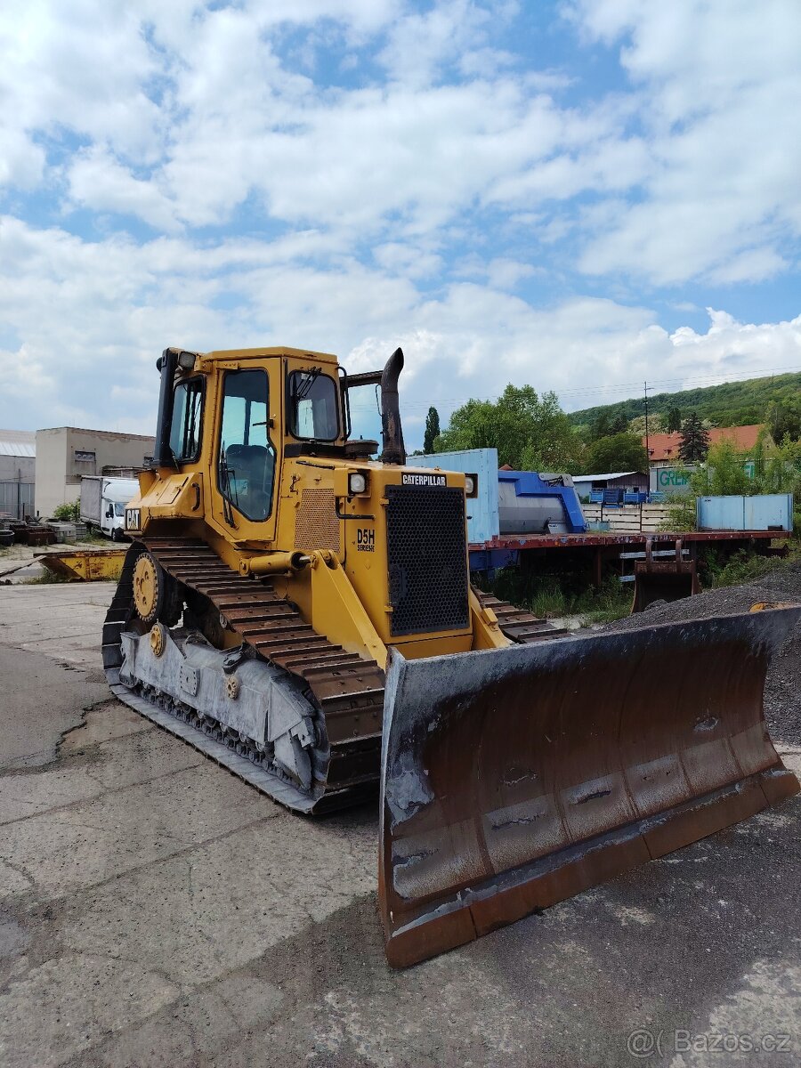 Dozer Cat D5 - 10