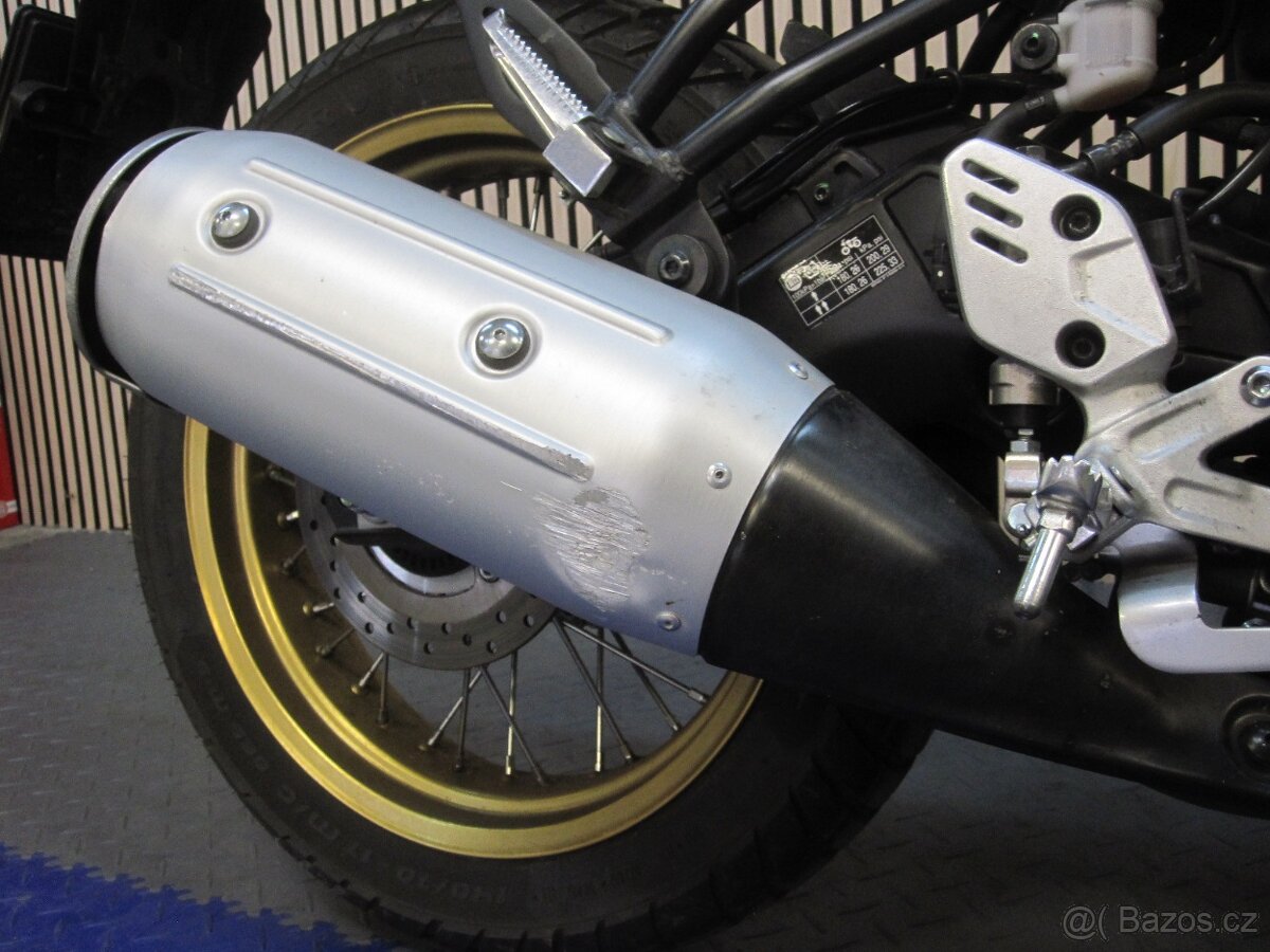 Yamaha XSR 125 Legacy - 10