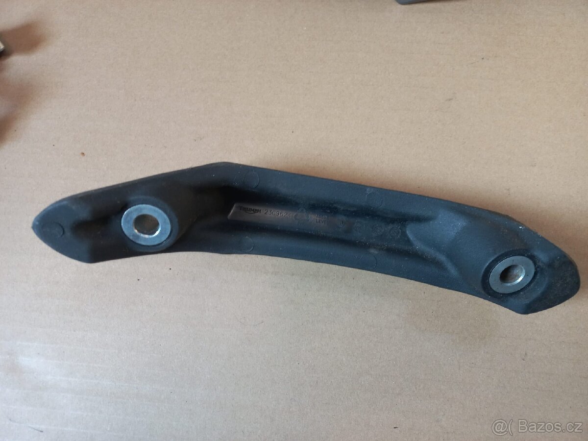 Triumph Street Triple 675 - 2013 - Díly - 10