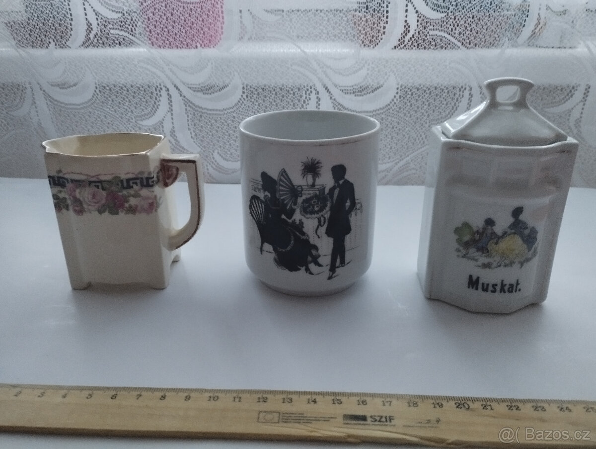 Velikonoční ubrus,hrníček,dečky,sklo,porcelán - 10