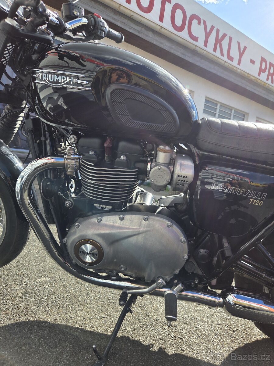 Triumph T120 2022 - 10