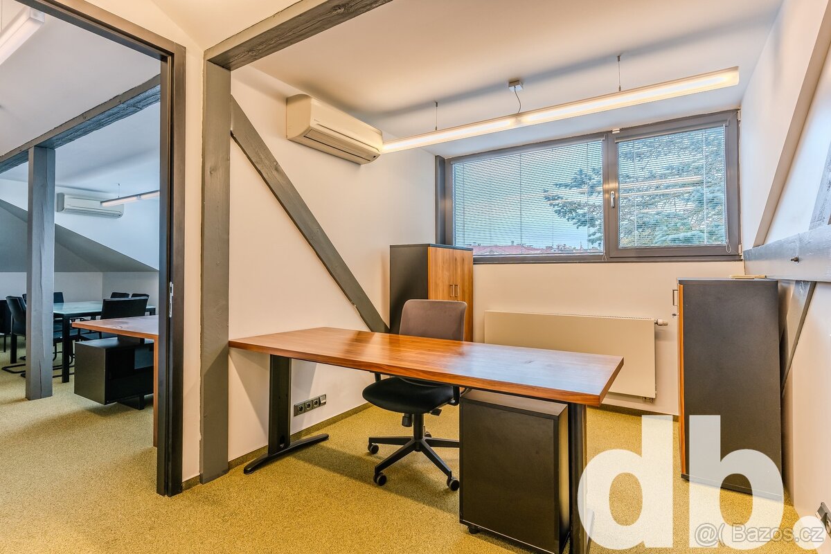 Pronájem kanceláře 190 m², Cheb, ev.č. 01727 - 10