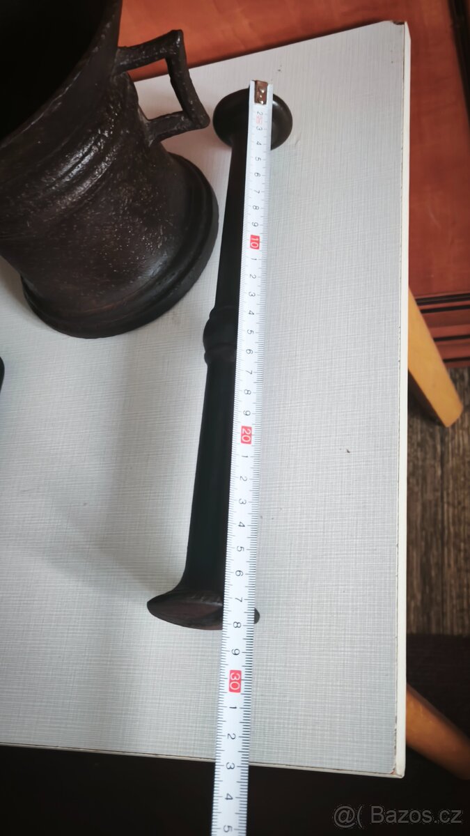 4 + starožitný litinový hmoždíř. - 10