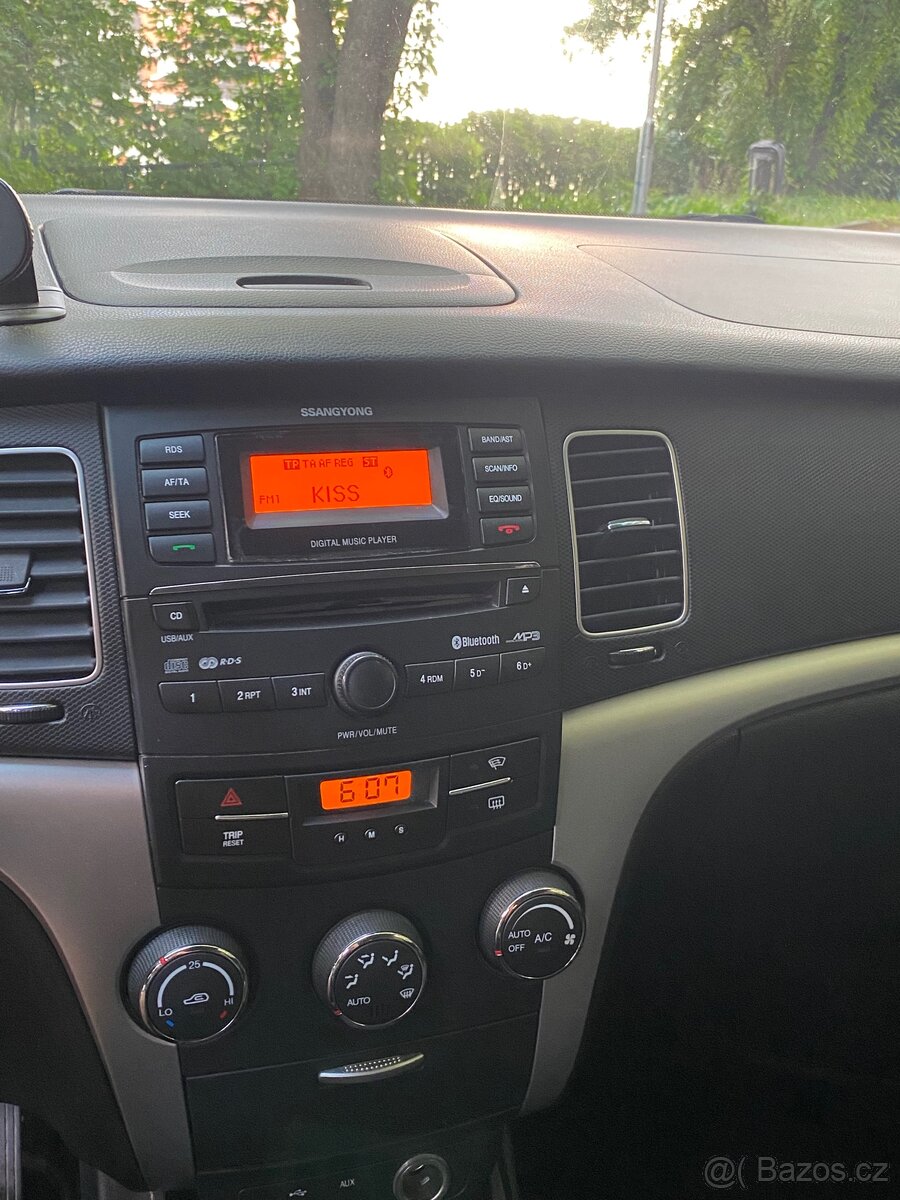SsangYong Korando 2.0 e-XDi - 10