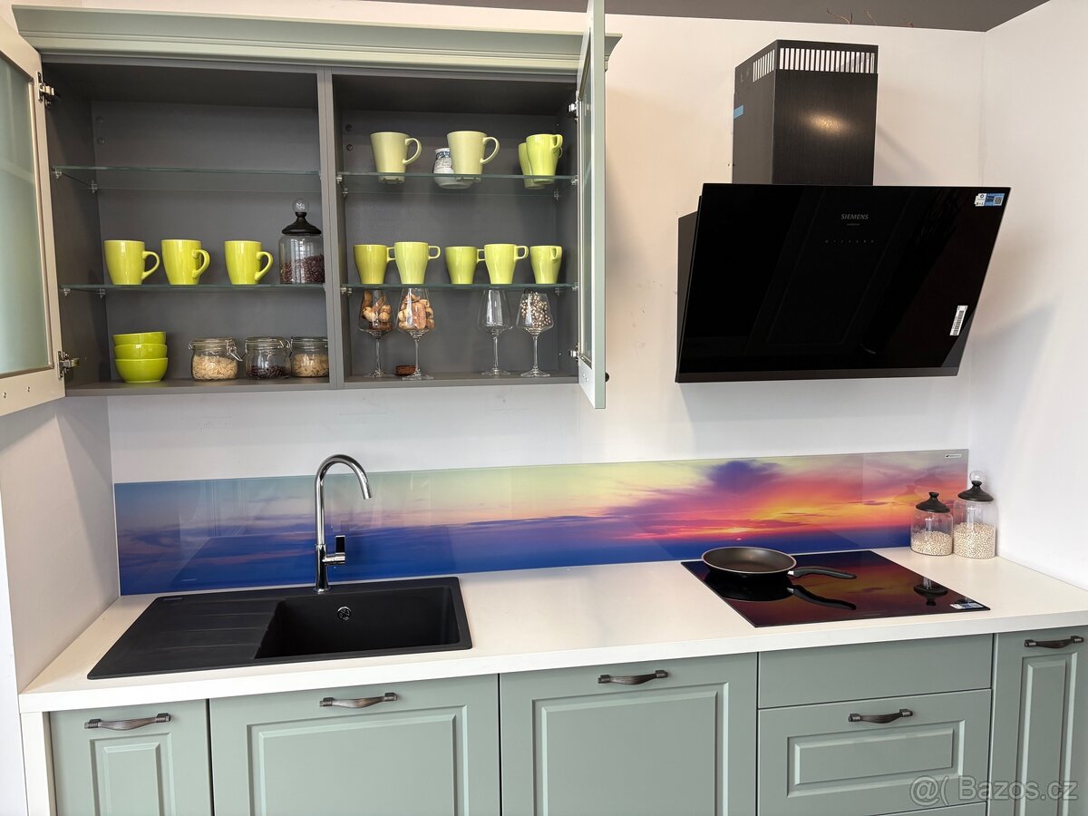 Nová Linka SONÁTA,něm.výroby, hedvábný lak-Šalvěj, 5 let zár - 10