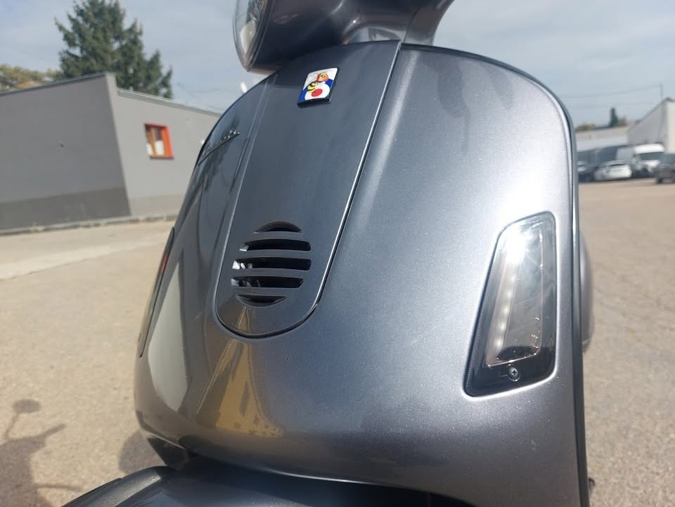 2009 PIAGGIO VESPA GTS 200 L - 10