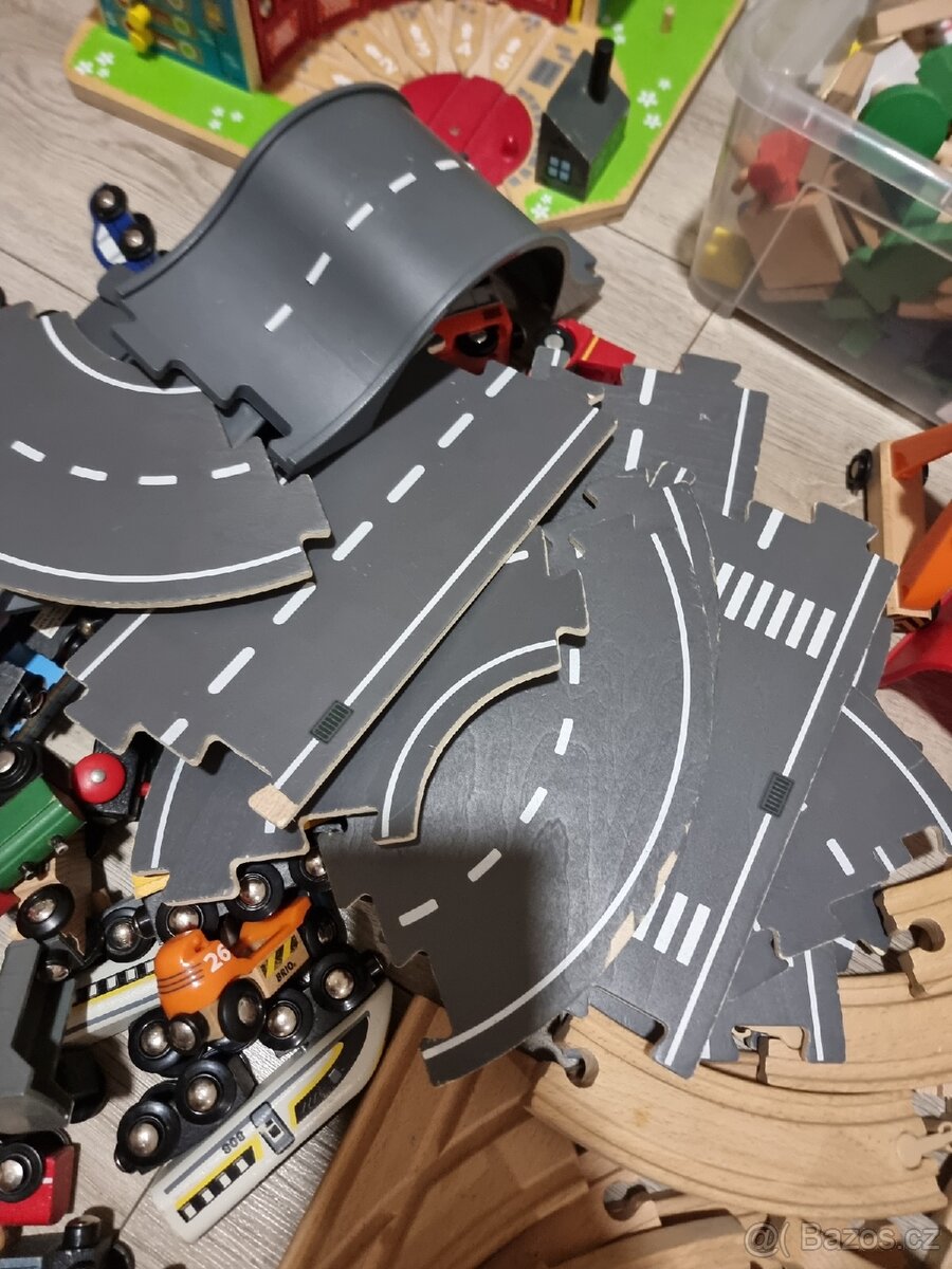 Dřevěné koleje a příslušenství - 10