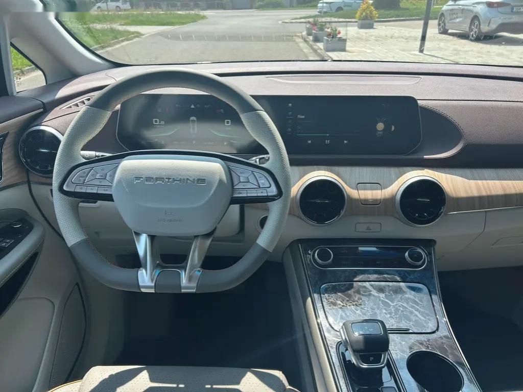 Dongfeng U-Tour, EXCLUSIVE FR 3 - 10