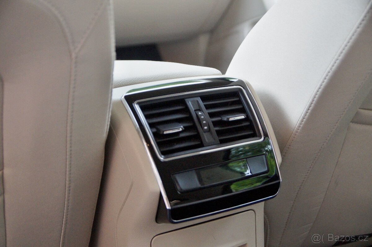 ŠKODA SUPERB - 10
