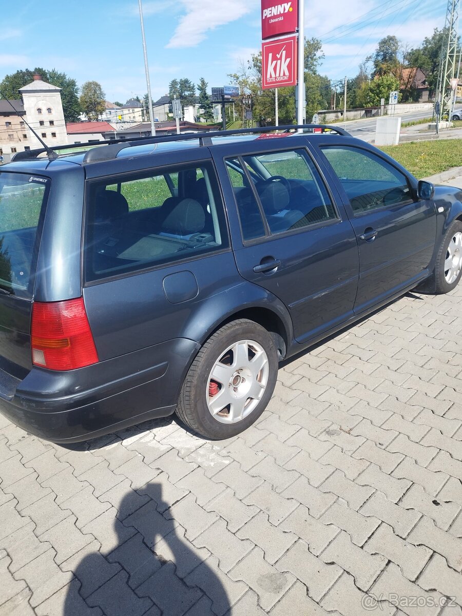 Wolkswagen golf variant - 10