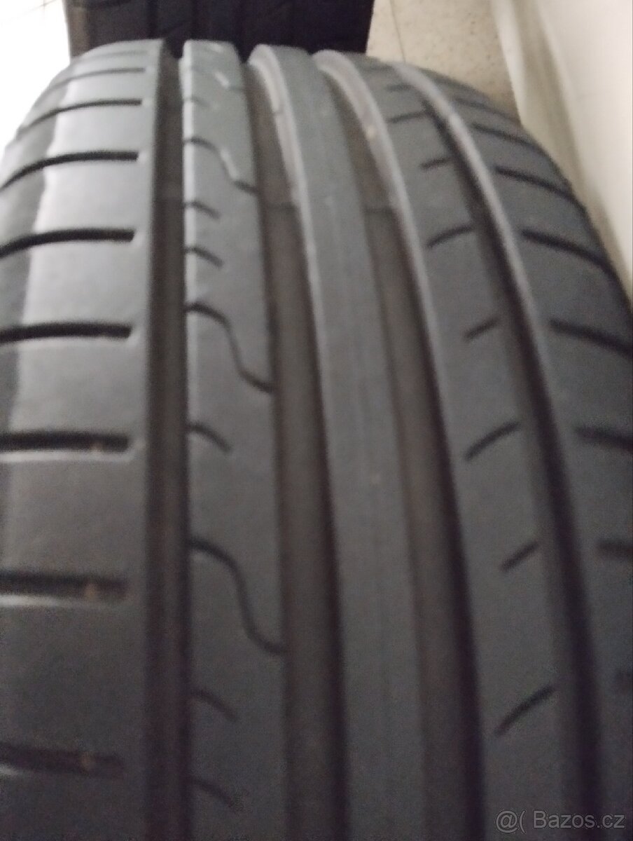 ALU 5x114,3 r16x7j ET 55, 205/55/16 zánovní Dunlop 7,5mm - 10