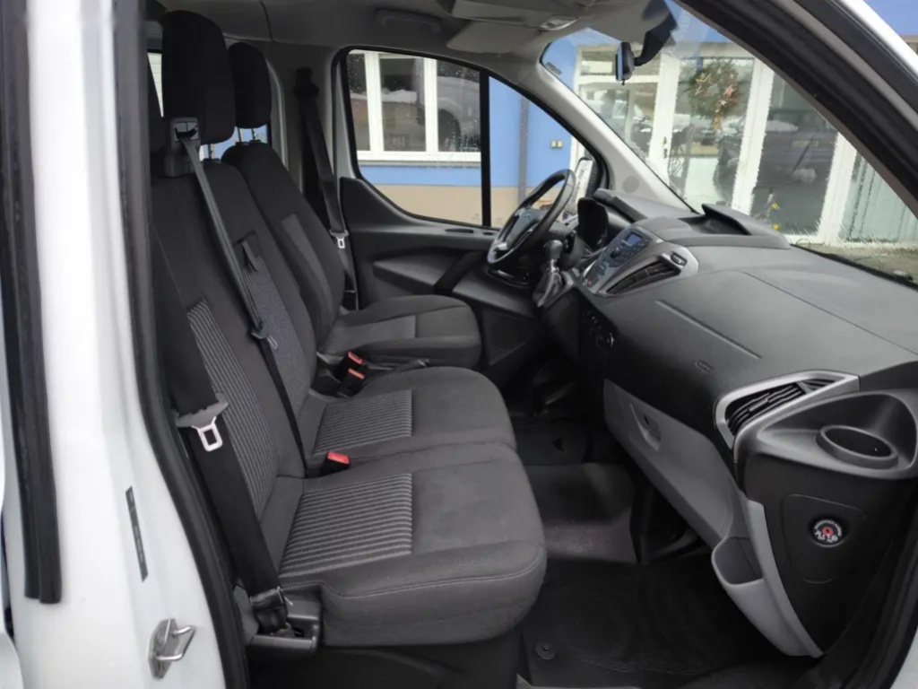 Ford Transit Custom, 2.0 TDCi L2H1 9 míst - 10