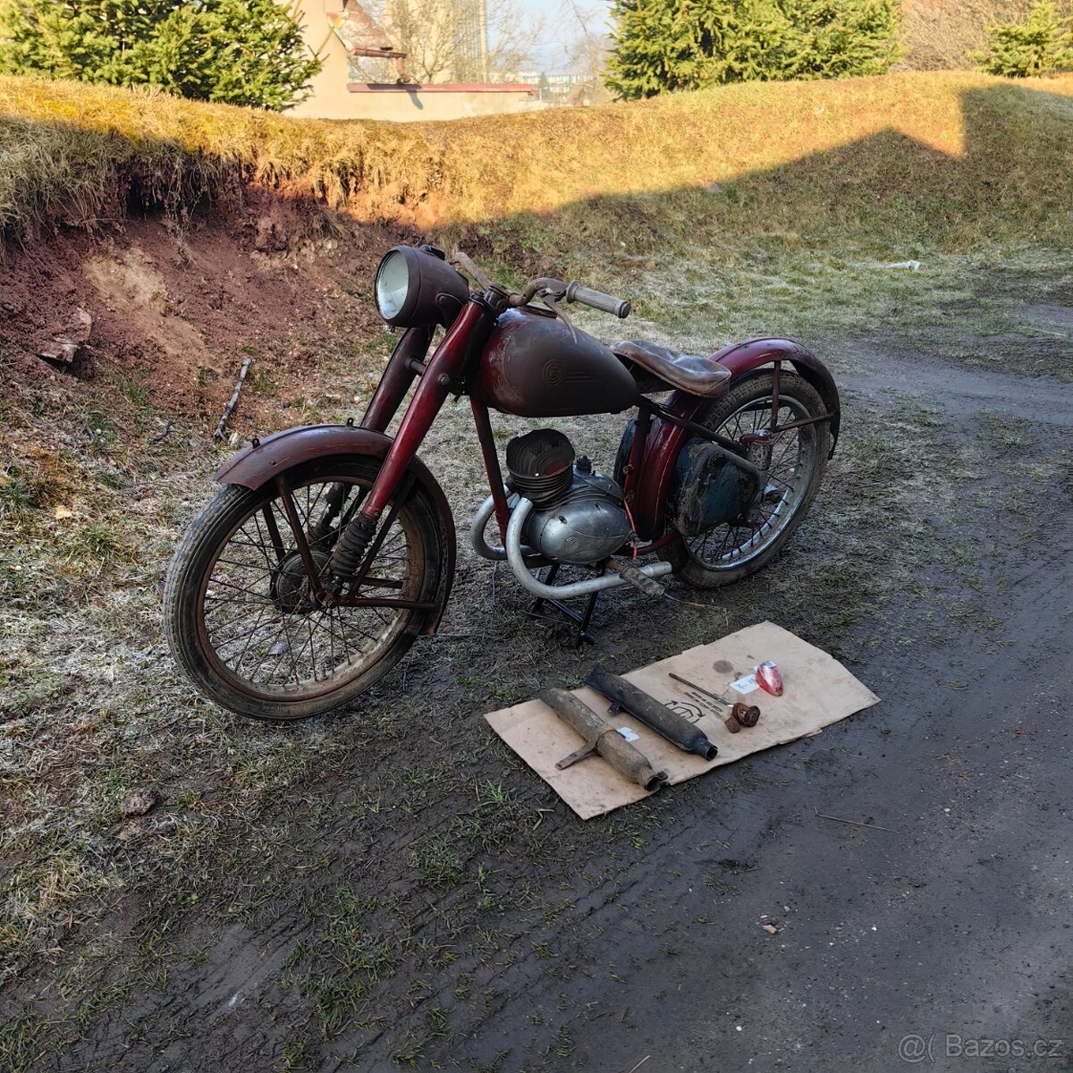 ČZ 150 c červená - 10