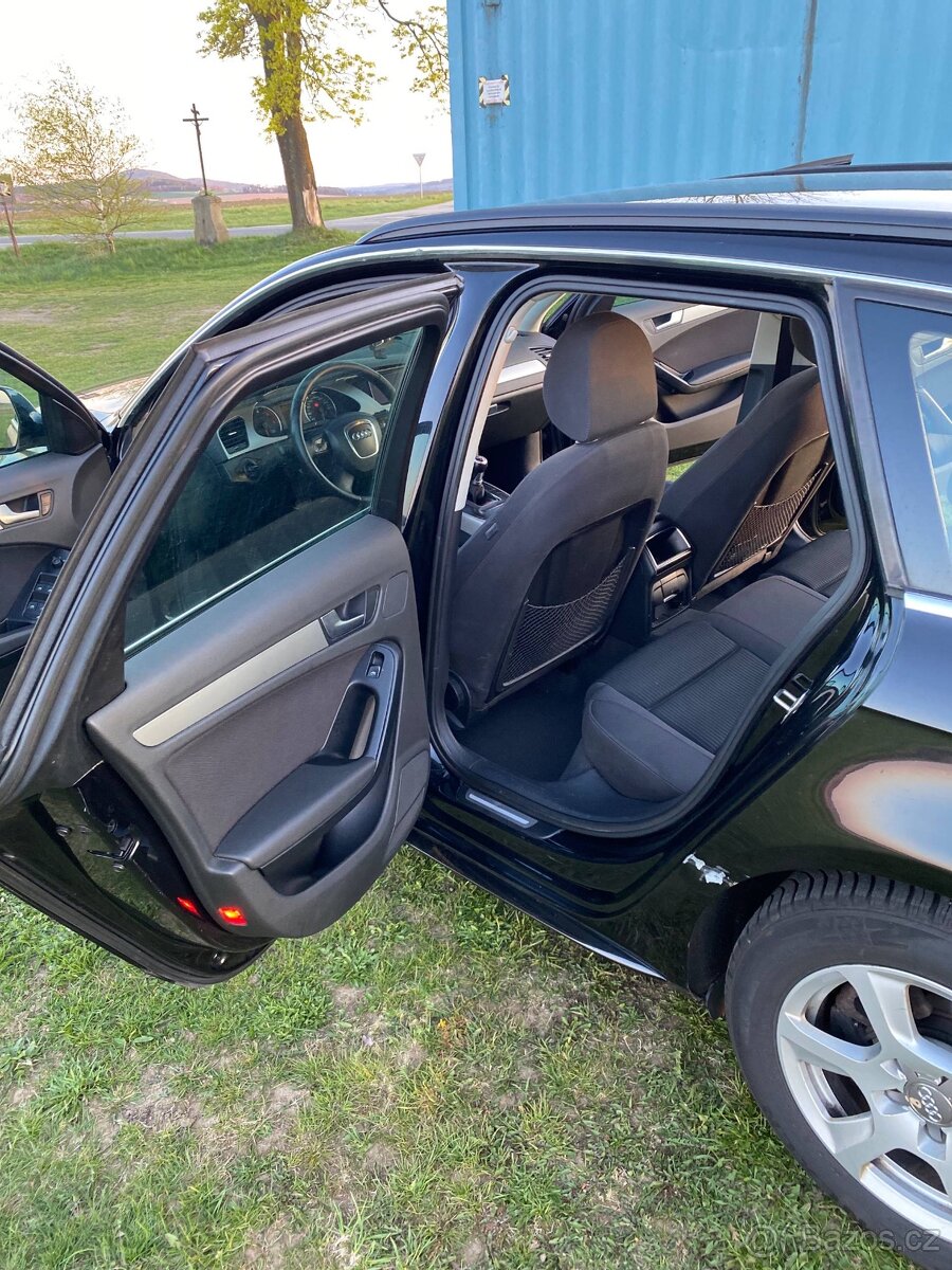 Audi A4 b8 2.0 TDi 2008 - 10