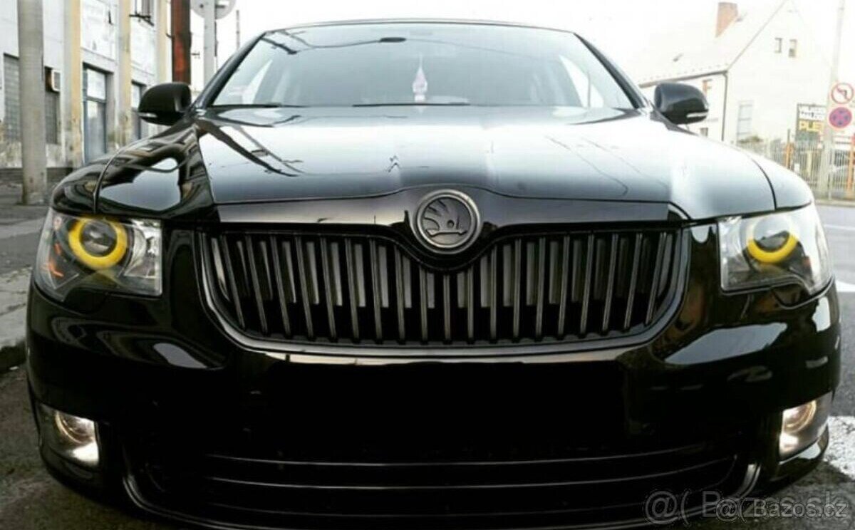 Skoda cerny znak cerne loga emblemy - 10