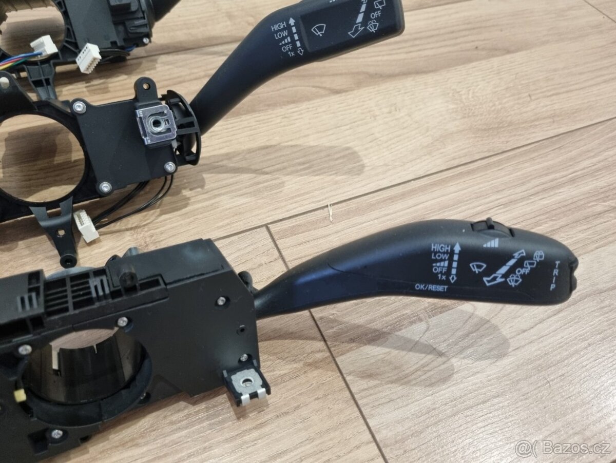 TEMPOMAT OVLÁDANIE PAČKY POD VOLANTOM OEM - 10