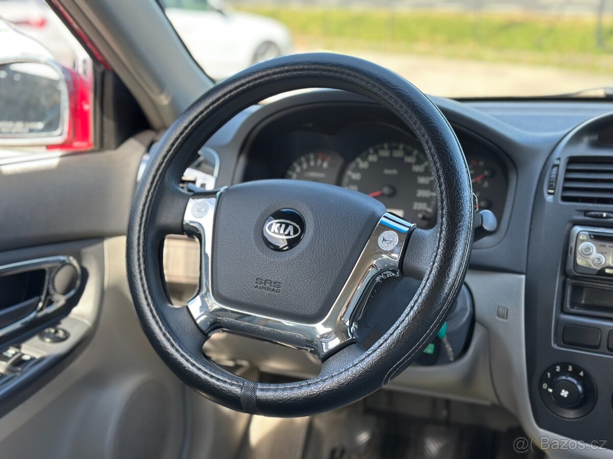 Kia Cerato 2004 - 10