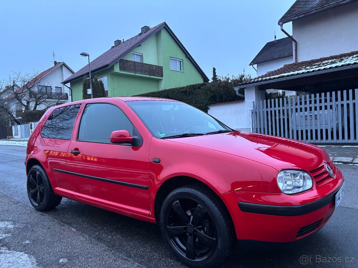 Volkswagen Golf 1.4i - 10