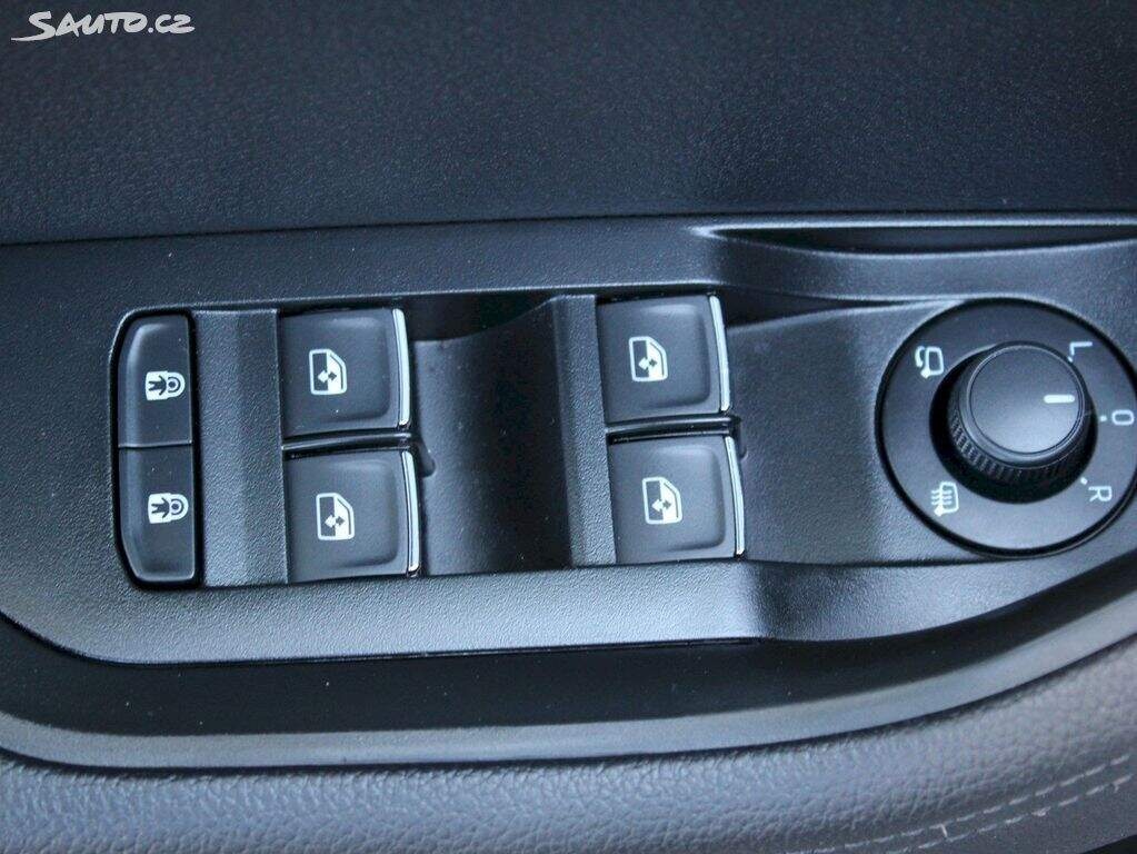 Škoda Superb 3 Combi 2.0TDI 147kW 4x4 DSG L&K záruka do 2028 - 10