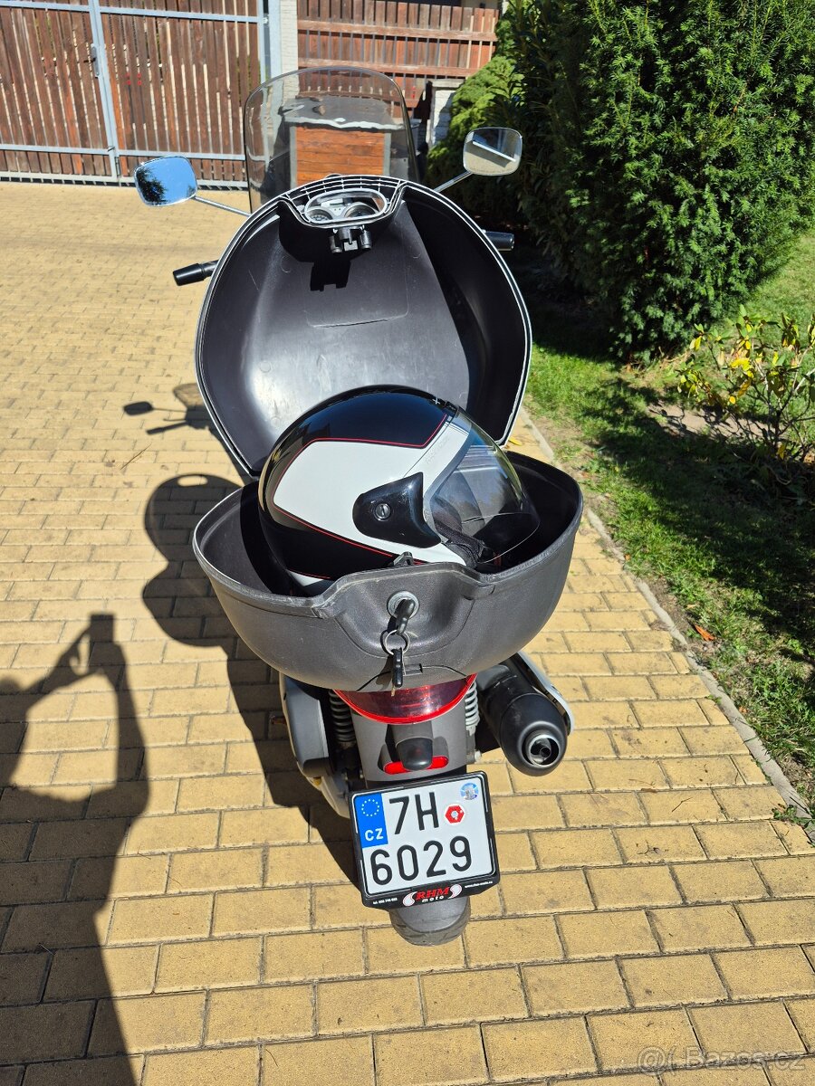 Piaggio Beverly 250 - 10
