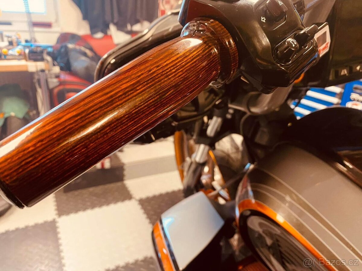 Indian Roadmaster Elite - 10