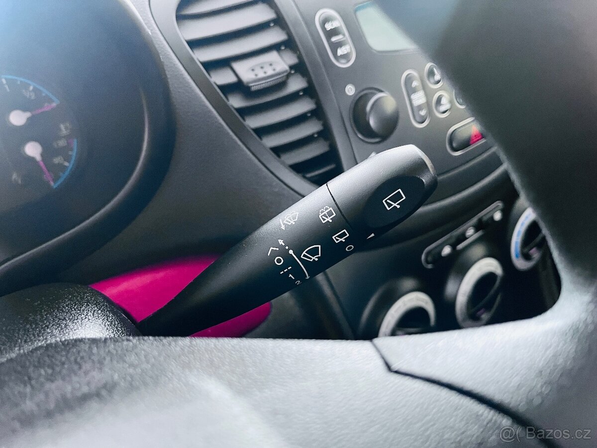 HYUNDAI i 10 1.1 i NAJETO JEN NECELÝCH 47 TIS KM ALU KOLA - 10