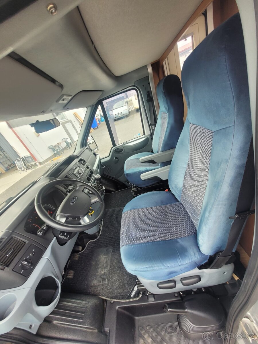 Ford 2.2TDCi 140PS LMC Breezar A694G, zimní paket - 10
