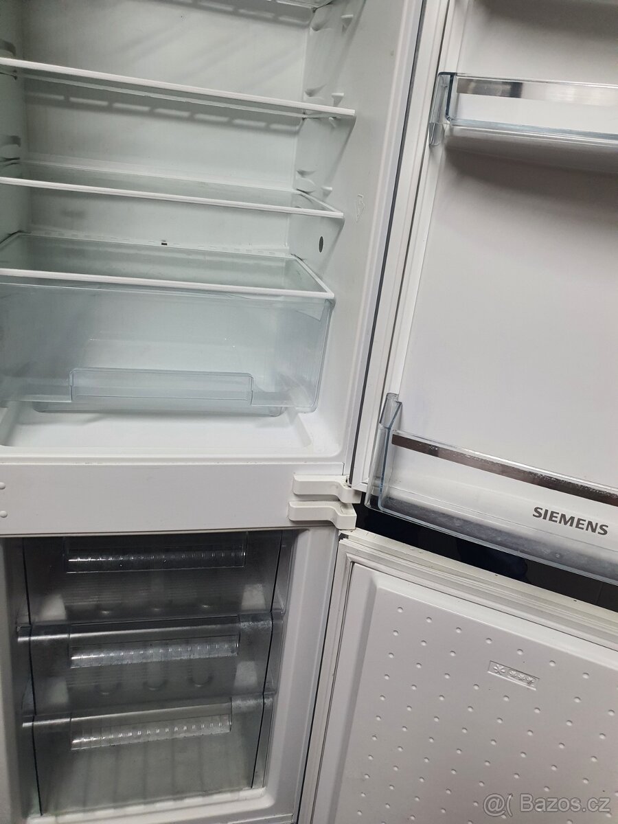 TOP VESTAVNÁ lednice s mrazákem SIEMENS - 10