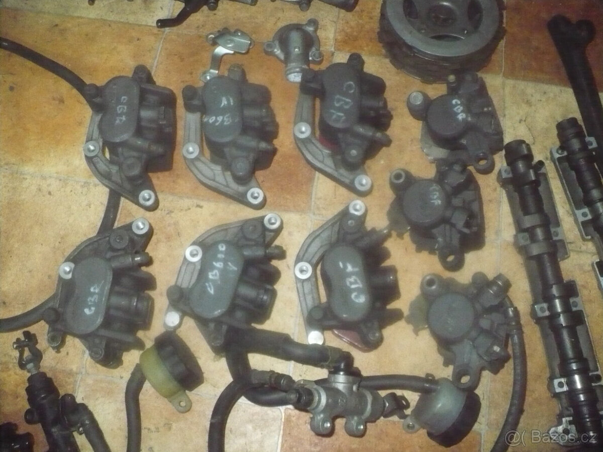 Honda cbf 600. r 04 -díly - 10