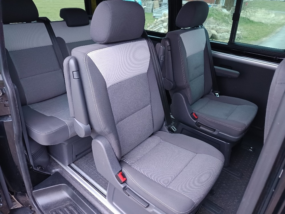 VW Multivan T5 2.5TDI 96 KW r.v.2009 7míst - 10