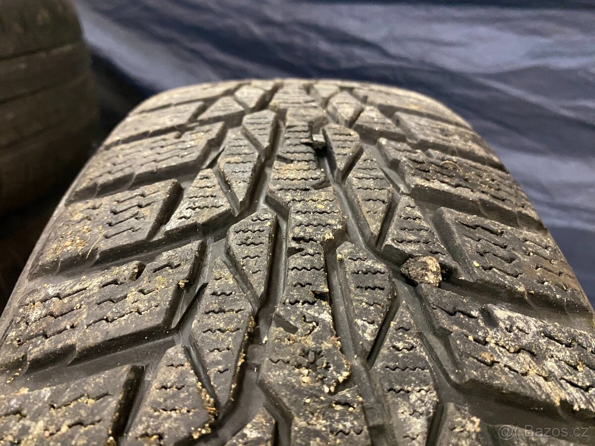Zimní Nokian Wr Snowproof 165/60 R15 77T - 10