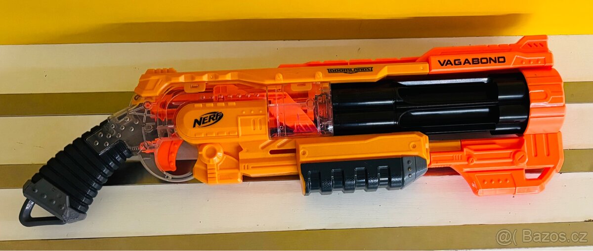 Rozprodej sbírky - plastové pistole - kuš - Hasbro Nerf - 10