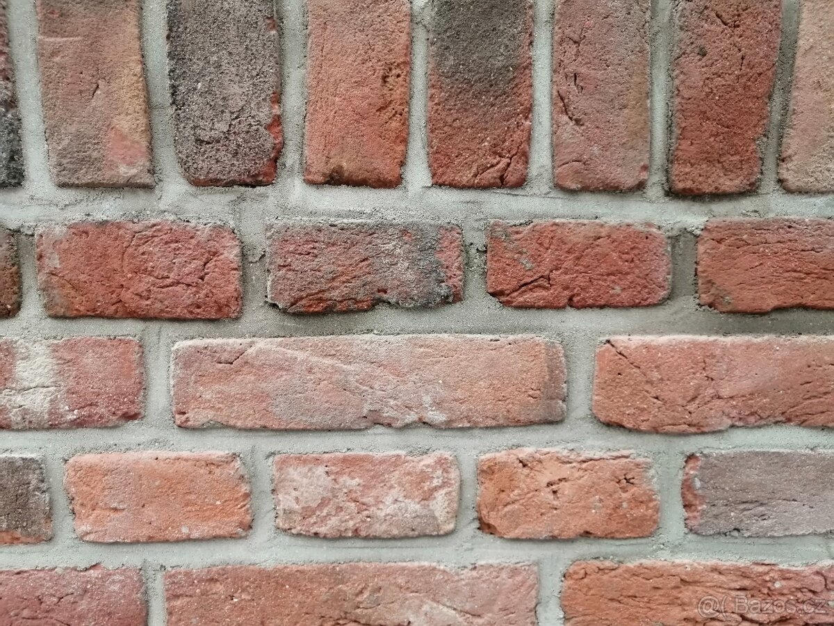 Lícové obkladové cihlové pásky typ B1 - 10