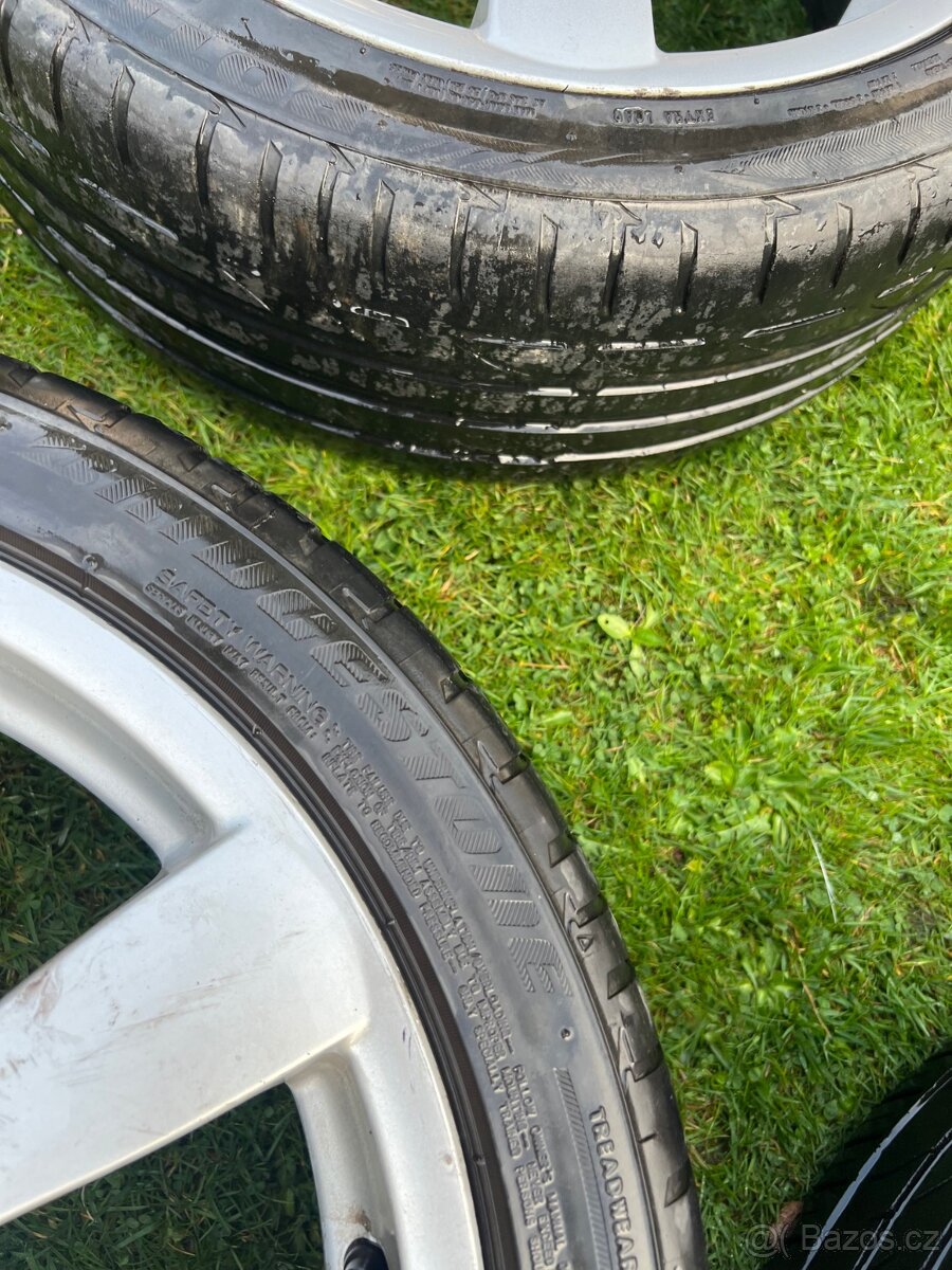 O.Z. Kola 235/45 ZR 18 - 10