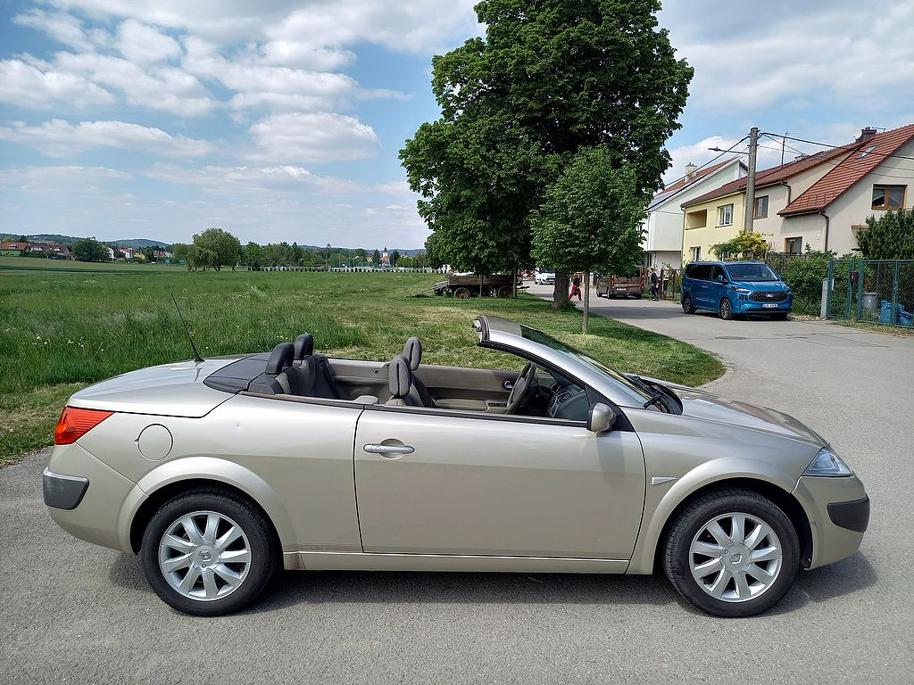 Renault Mégane 2.0i klima+alu.kola - 10