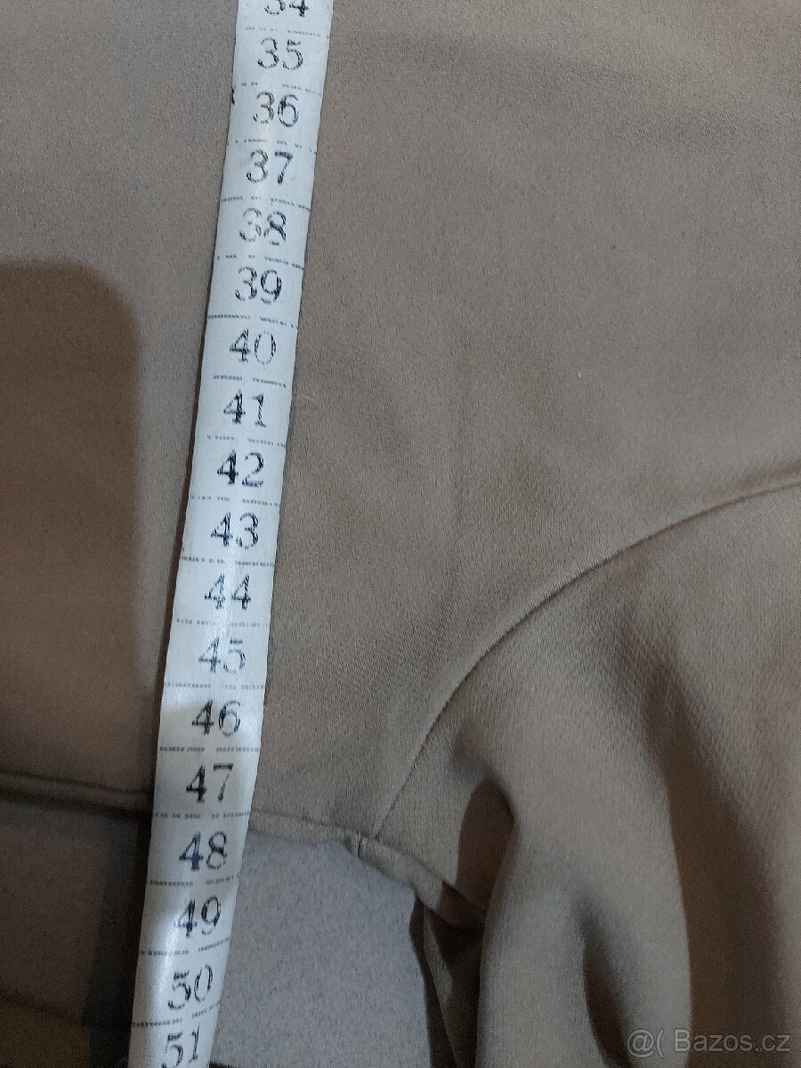 Dlouhý lehký kabát. - 10