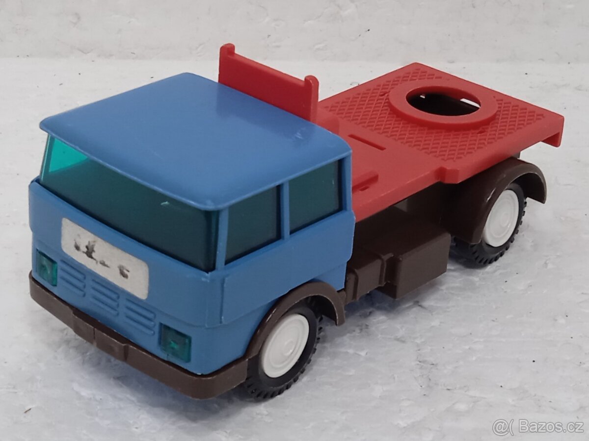 Nákladní setrvačníkové auto ITES Retro hračka - 10