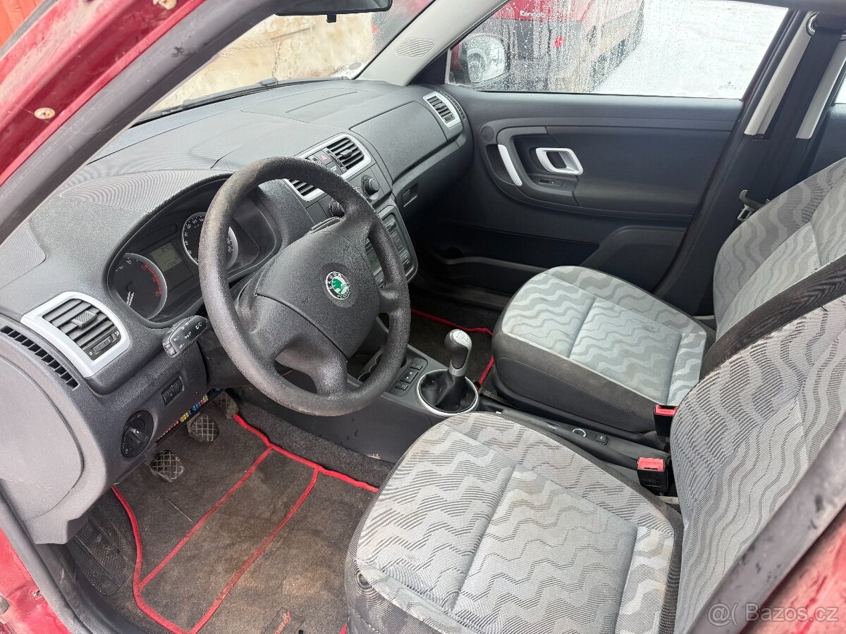 Škoda Fabia 2 1.4 16V - 10
