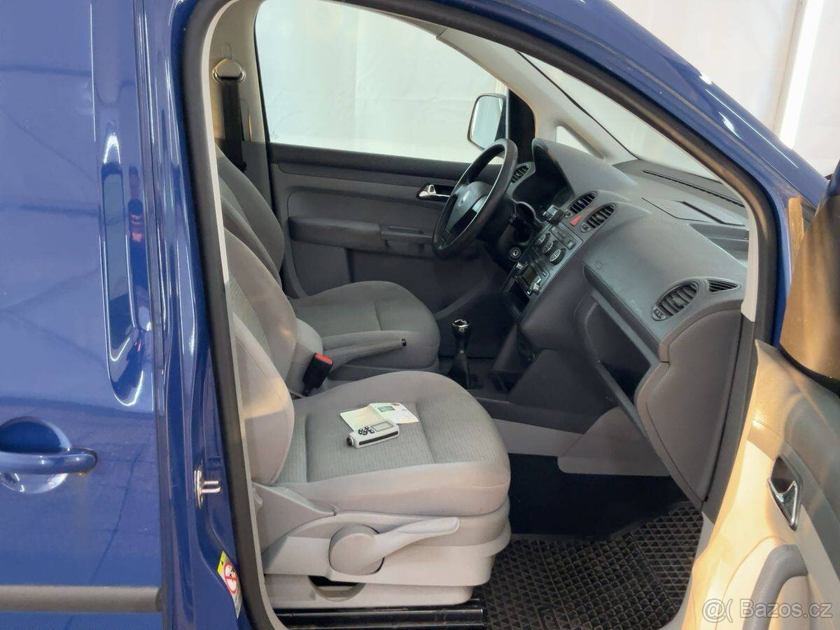 VW Caddy Maxi 1.9TDI 77kW 7.míst,tažné,serviska - 10